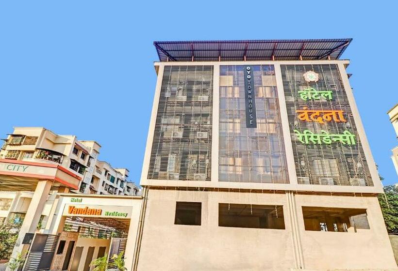 בית מלון כפרי Super Oyo Townhouse 1173 Vandana Residency