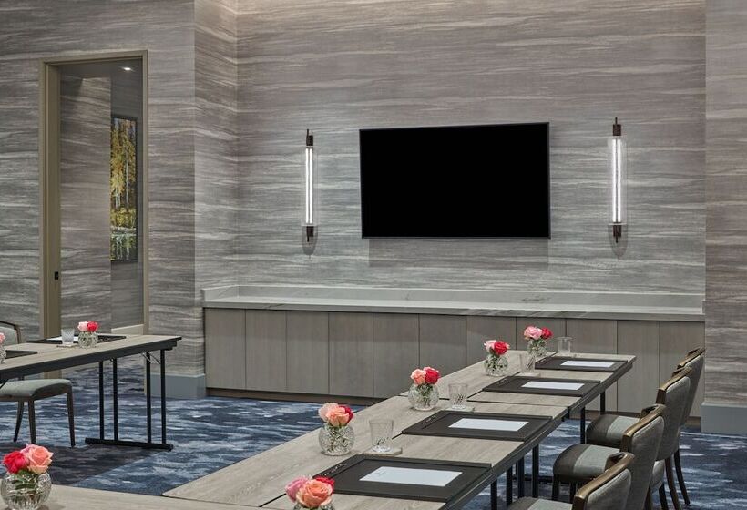 בית מלון כפרי The Ritz Carlton, Portland