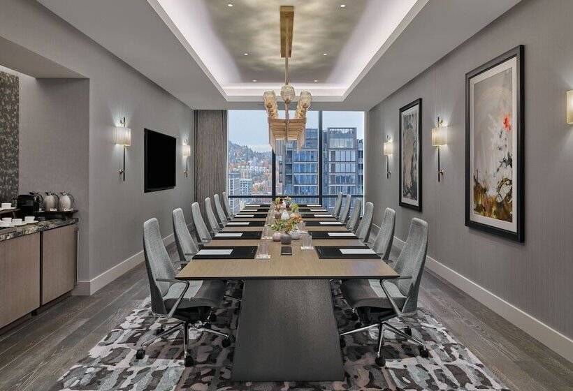 בית מלון כפרי The Ritz Carlton, Portland