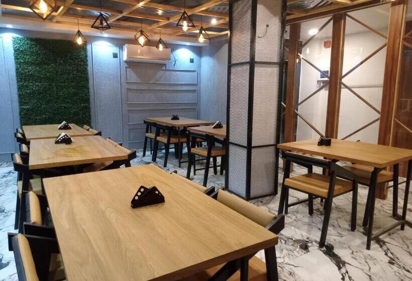 בית מלון כפרי The Seven S