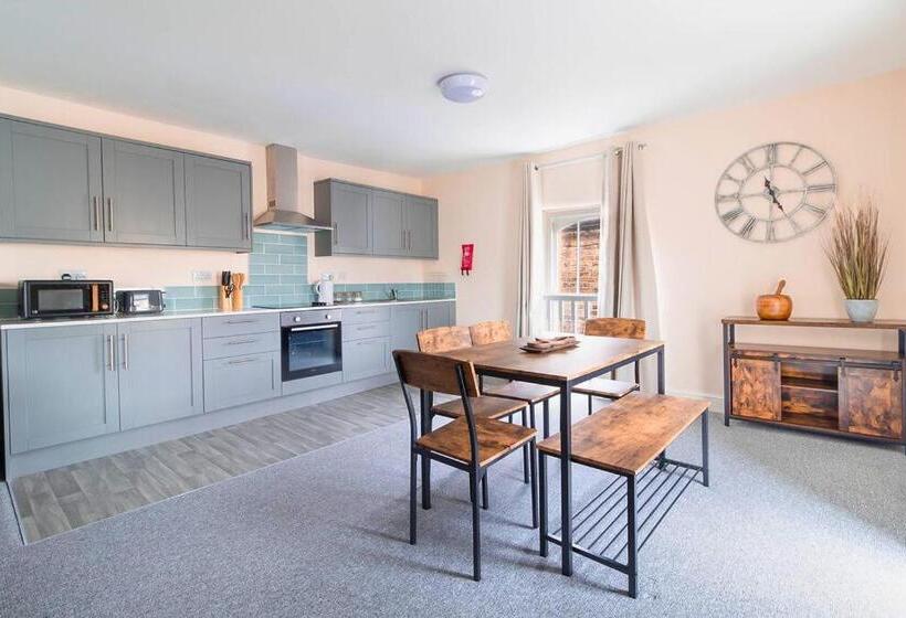 Отель The Windmill