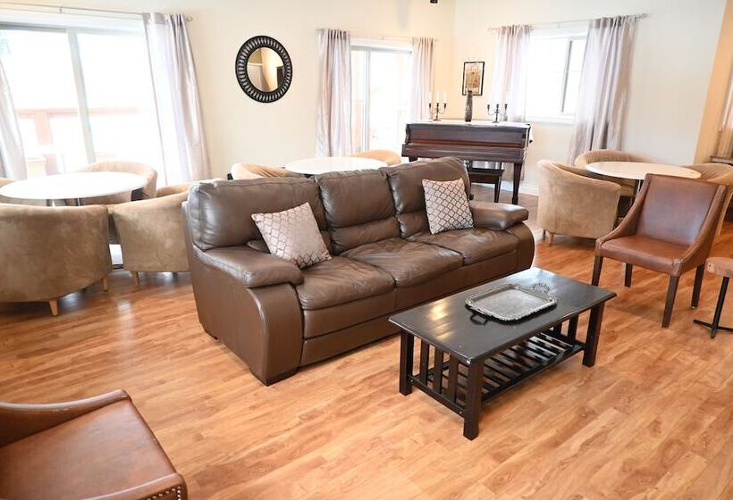 Szálloda Tree To Me Inn