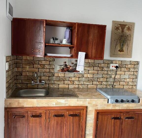 Milalana Guest Hotel & Residences