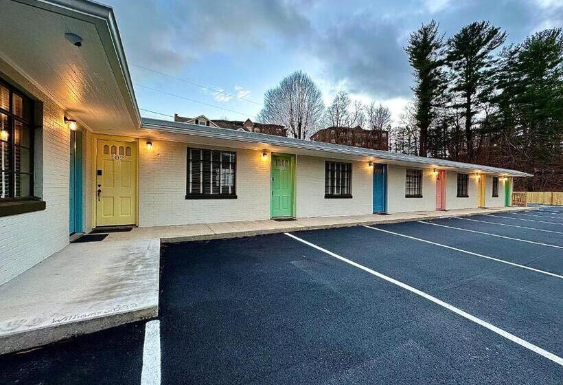 מוטל Blue Ridge Tourist Court