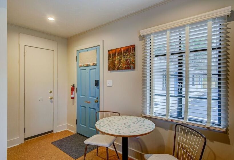 מוטל Blue Ridge Tourist Court