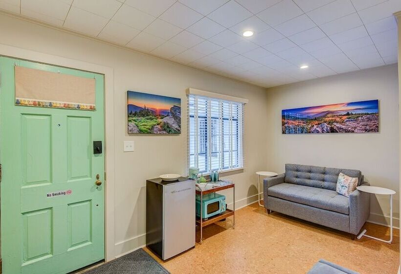 מוטל Blue Ridge Tourist Court