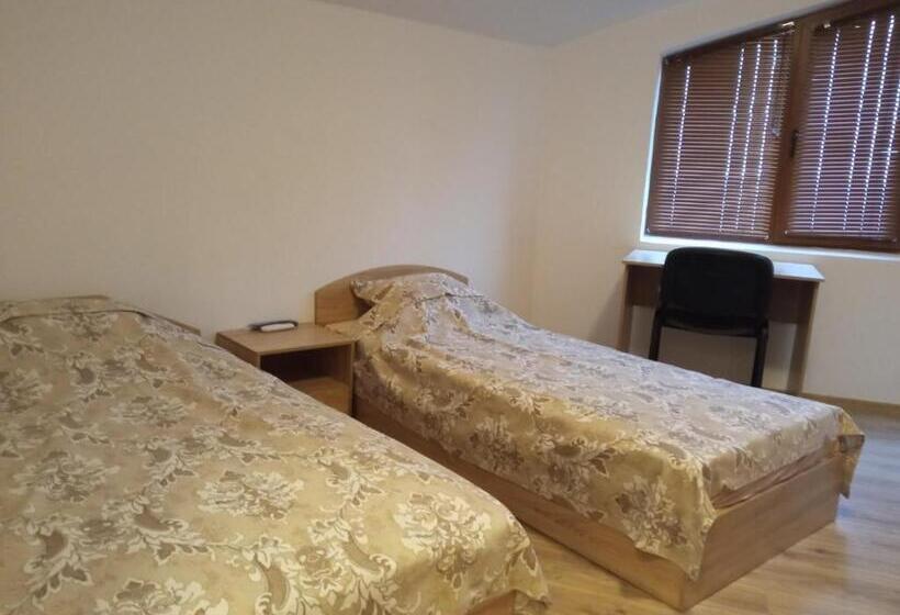 膳宿费 къща за гости костови