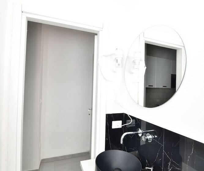 بنسيون A San Lazzaro Rooms