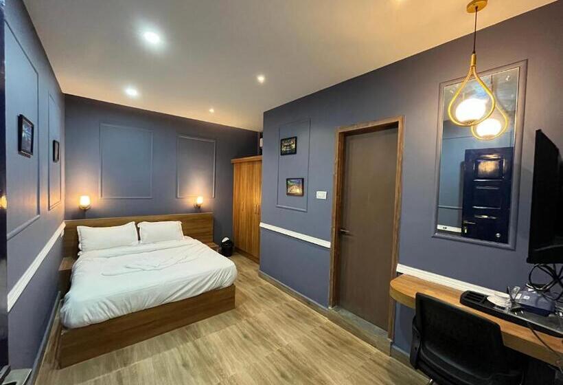 פנסיון Achala Home