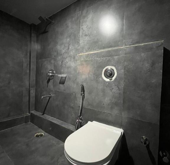 פנסיון Achala Home