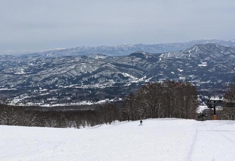 פנסיון Baco Myoko Akakura