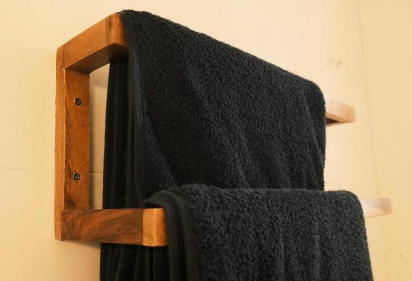 پانسیون Coco Moon