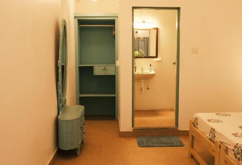 پانسیون Coco Moon