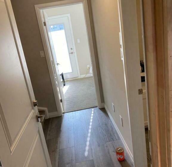 بنسيون Cozy Room In A Townhouse