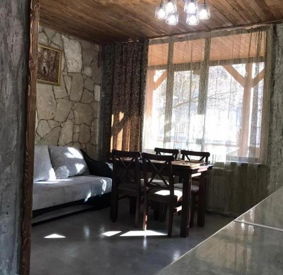 بنسيون Guest House In Dilijan Haghartsin