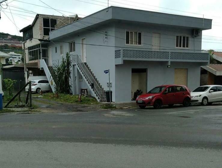 פנסיון Hospedagem 20m Da Praia