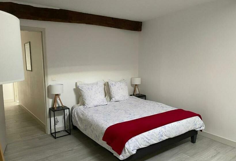 פנסיון La Maison De Chablis