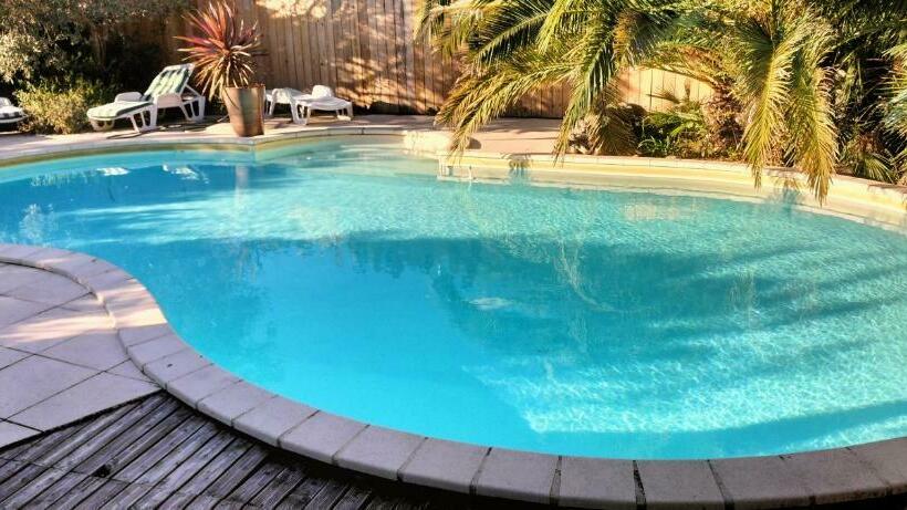 Пансион Le Mas Rose