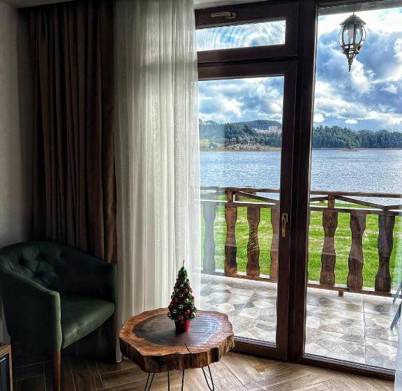 Пансион Oasis Resort Rhodopes