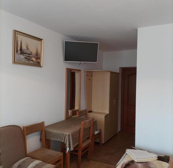 پانسیون Wynajempokoi Stołówkagerlachscłętowskiwłłętowskam łętowskal łętowska Hyłab