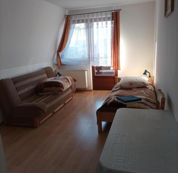 پانسیون Wynajempokoi Stołówkagerlachscłętowskiwłłętowskam łętowskal łętowska Hyłab