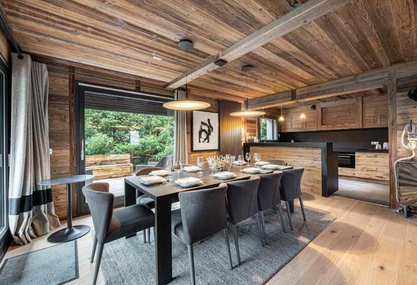 بنسيون Perfect For Moments With Friends Or Family