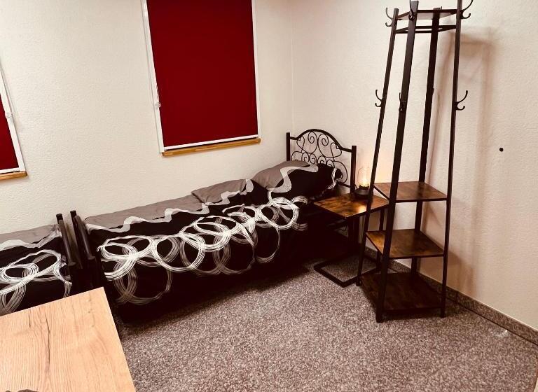 Pensão Rose Boardinghouse 24h 7d Self Check In Automat Volldigitalisiert Vollautomatisch