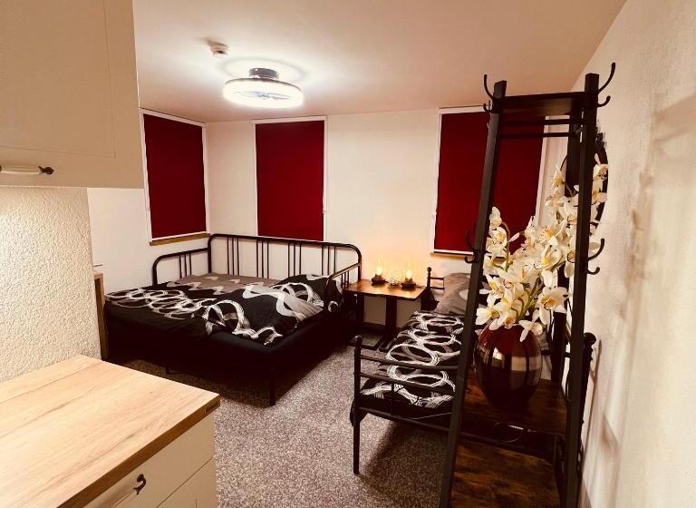 Pensão Rose Boardinghouse 24h 7d Self Check In Automat Volldigitalisiert Vollautomatisch