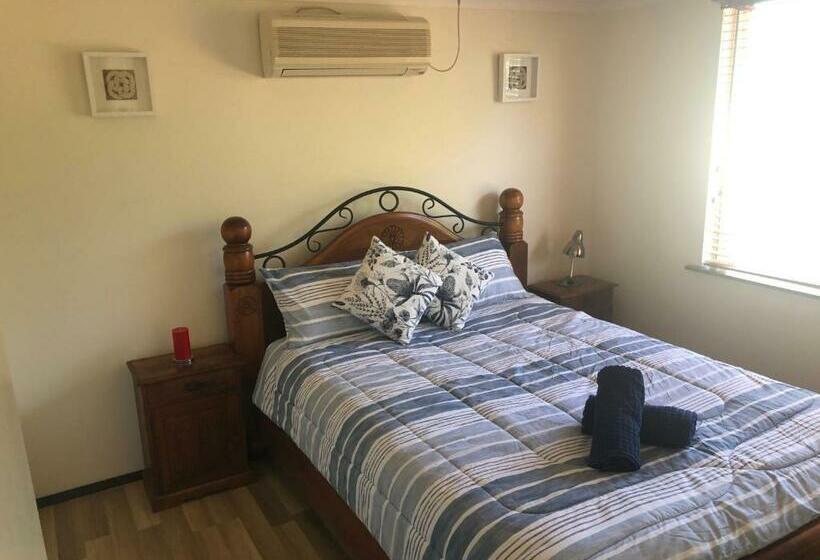 Пансион Superior Reef To Range