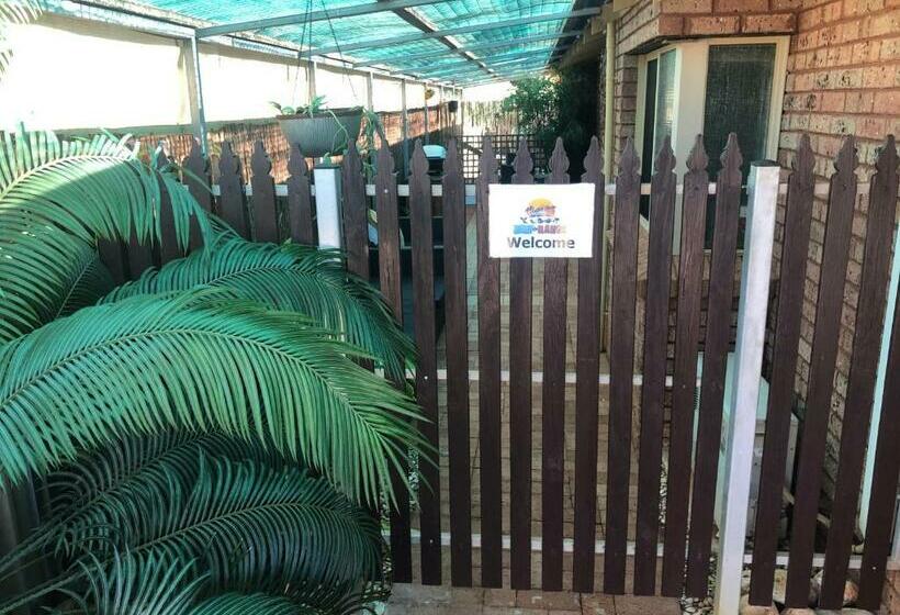 Пансион Superior Reef To Range