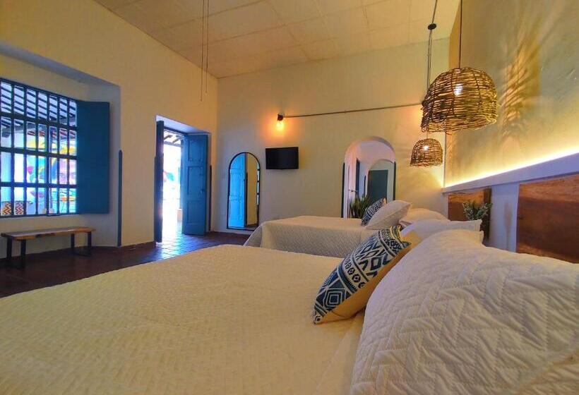 پانسیون Trip Monkey Girón