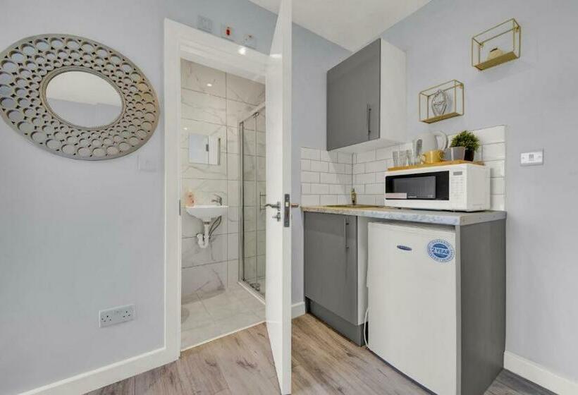 膳宿费 West Drayton Stays   Ub7 Bellclose