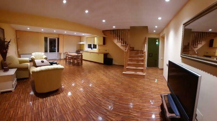 Pensiunea Miorita Vaideeni