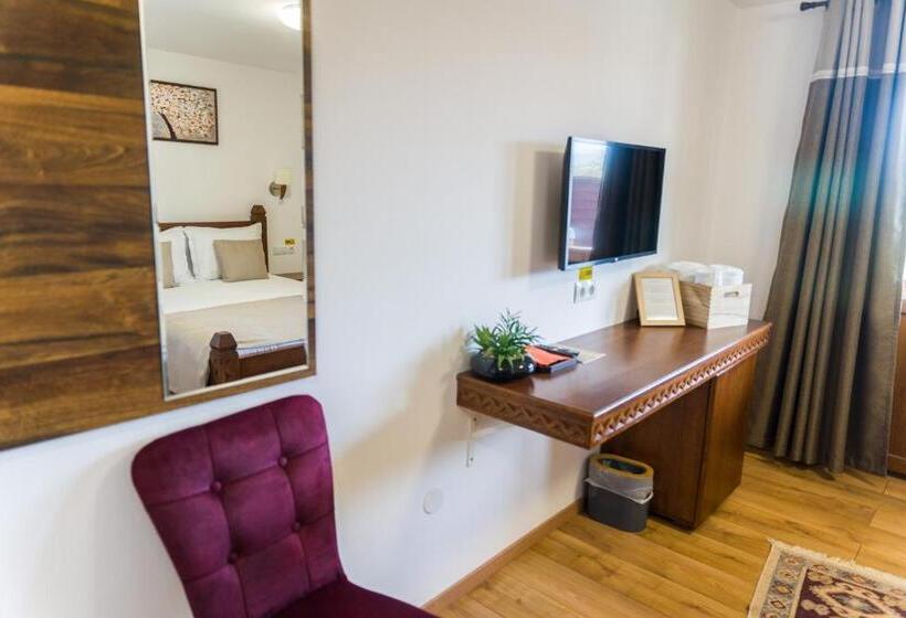 Pensiunea Roca Maramureș