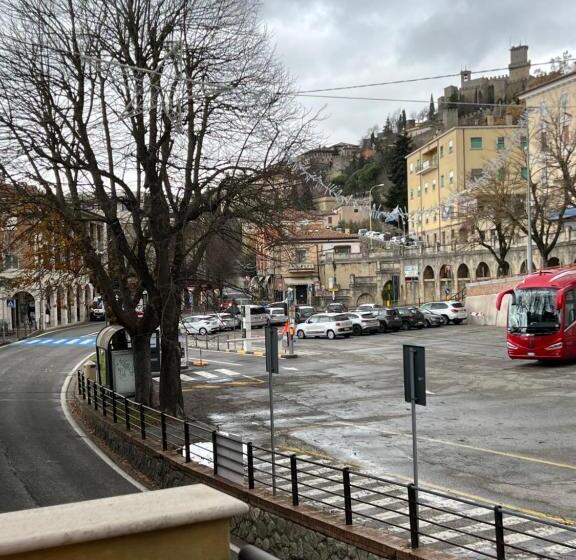 Rainbow Hotel Depandance Joli