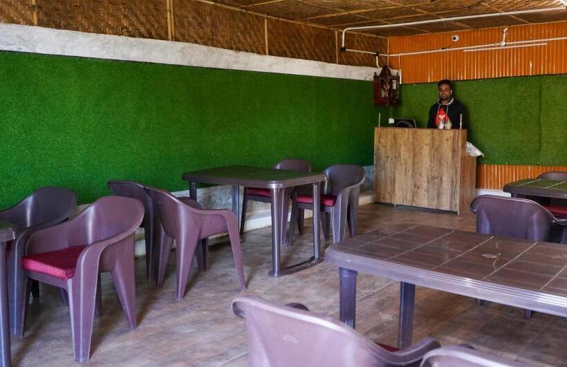 استراحتگاه Secret Staycation Nature Cottages