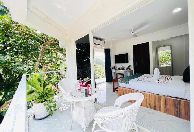 The Mayfield Resort, Vagator