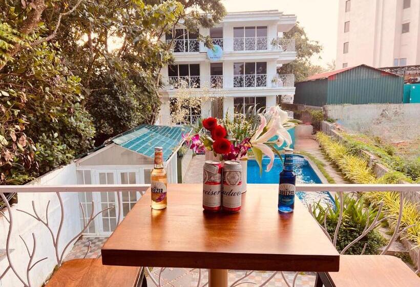 The Mayfield Resort, Vagator