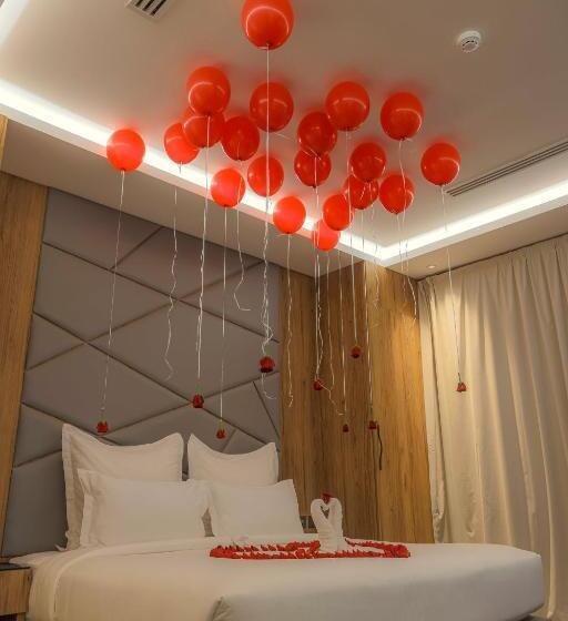 فندق ساس   Sas