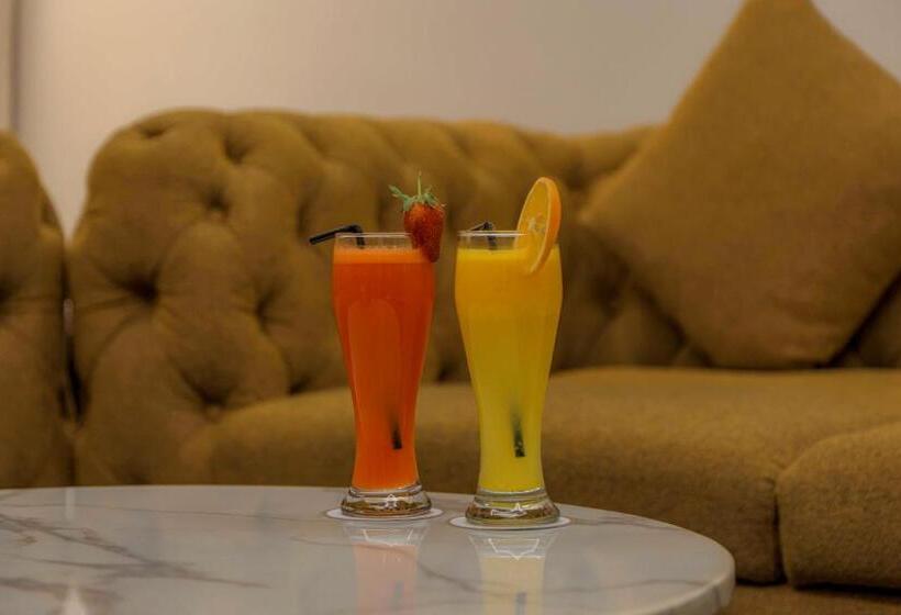 فندق ساس   Sas