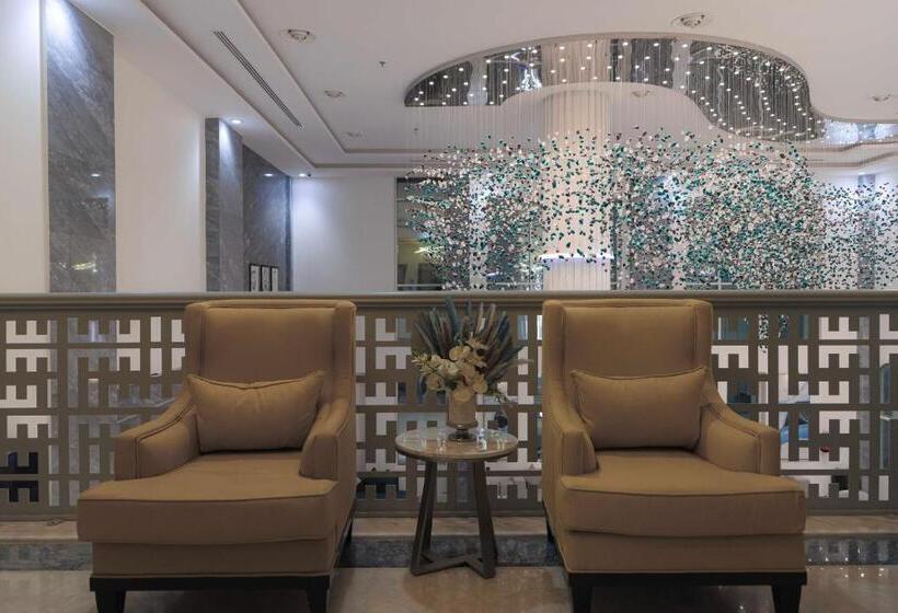 فندق ساس   Sas