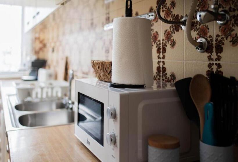 هاستل Baleal Surf Emotions