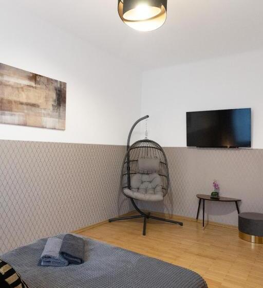 هاستل Clicktheflat Aleje Niepodległości Center Apart Rooms