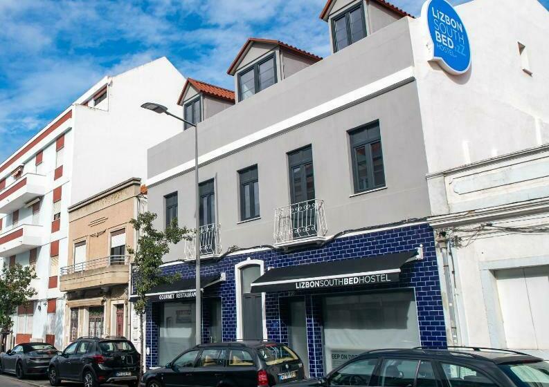 הוסטל Lizbon South Bed