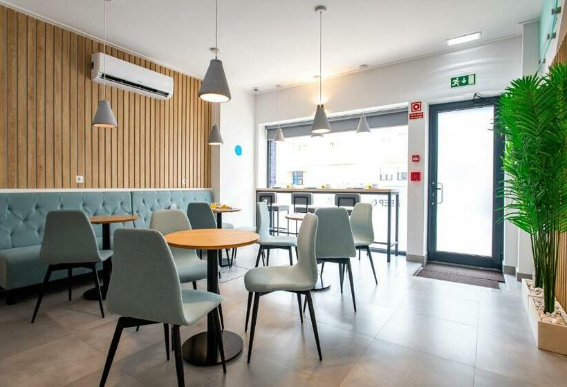 הוסטל Lizbon South Bed