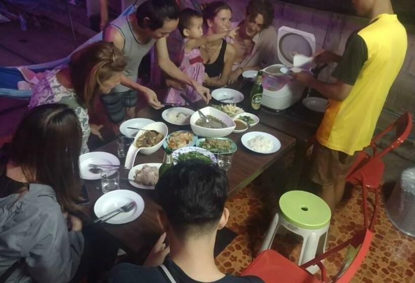 旅馆 Mae Sot Commune