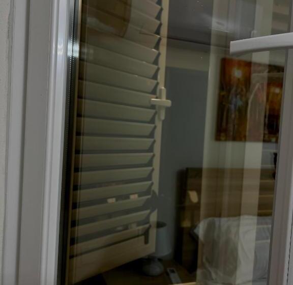 הוסטל Old Town Inn