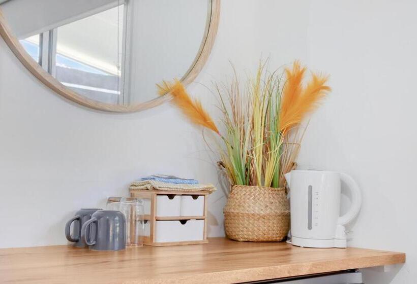 هاستل Recharge In Waurn Ponds