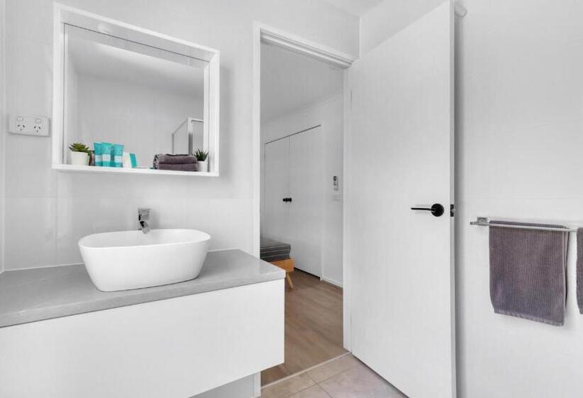 هاستل Recharge In Waurn Ponds