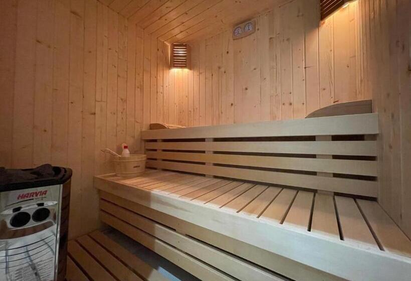 Ambassador Skyline Apartments